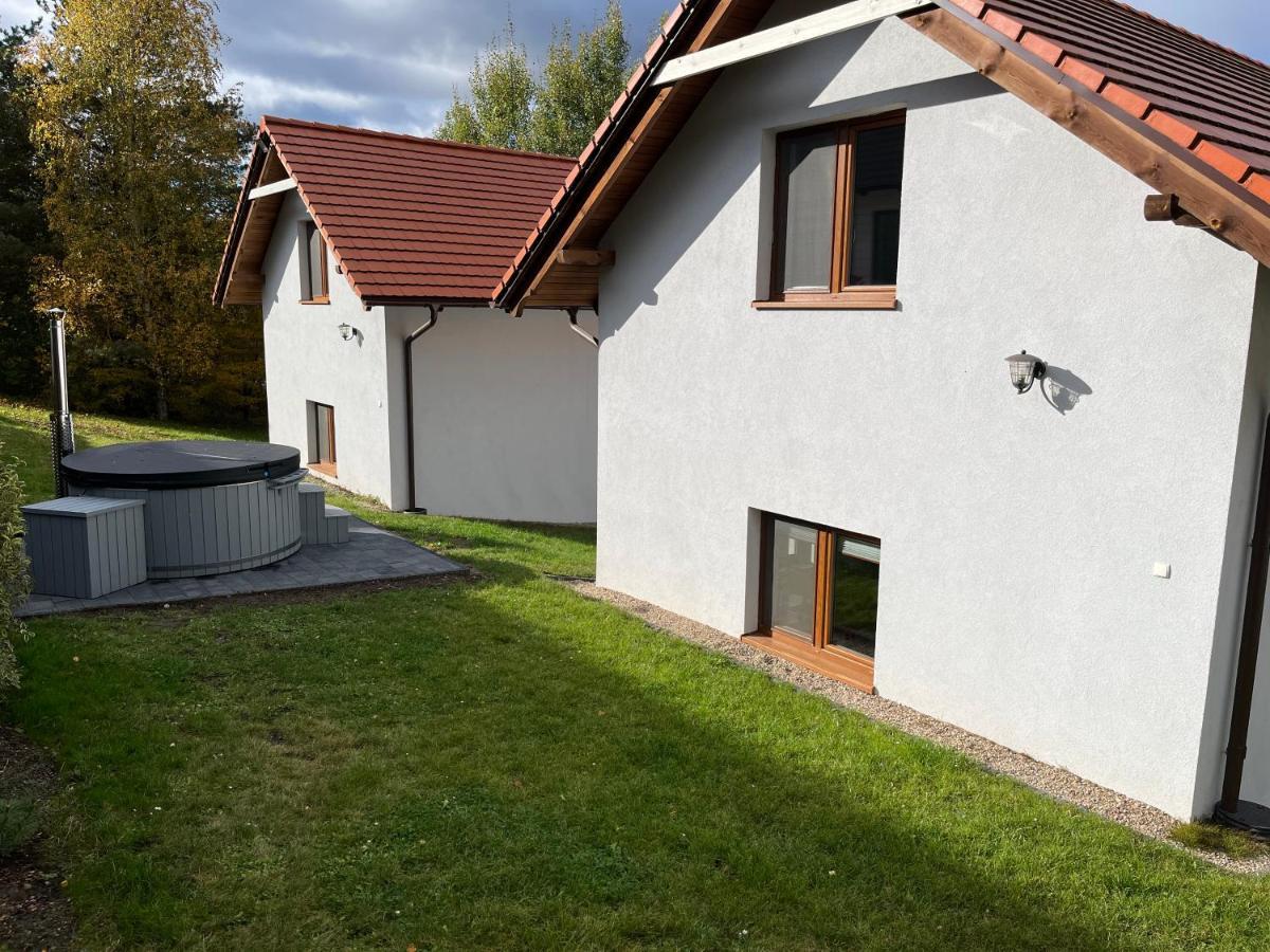Malinowe Wzgorze Domki 90 M2 Z Sauna I Balia Krzeszna Exteriör bild